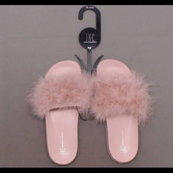 NWT INC open toe fluffy pink slippersUS11/12 - Picture 5 of 5